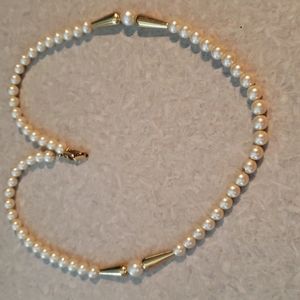 Gorgeous Vintage Napier pearl necklace